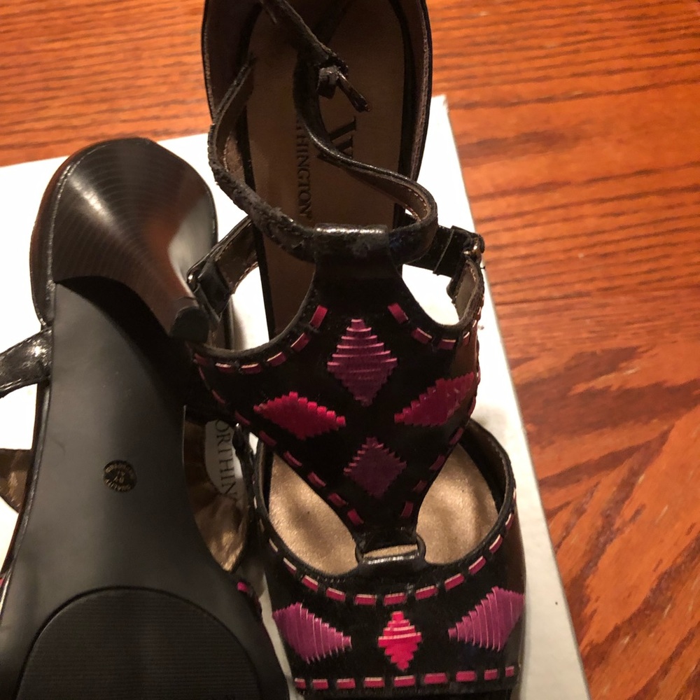 Sandals - Picture 5 of 5